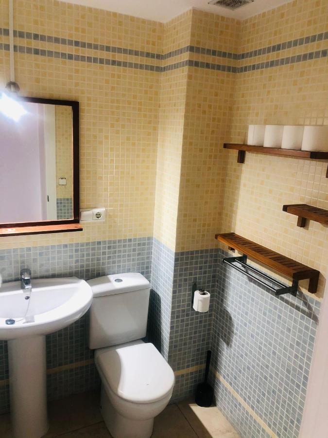 Apartamento Aqui Vive Un Artista Conil De La Frontera Bagian luar foto