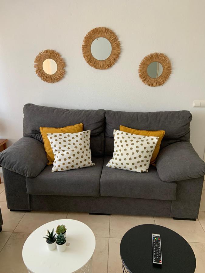 Apartamento Aqui Vive Un Artista Conil De La Frontera Bagian luar foto